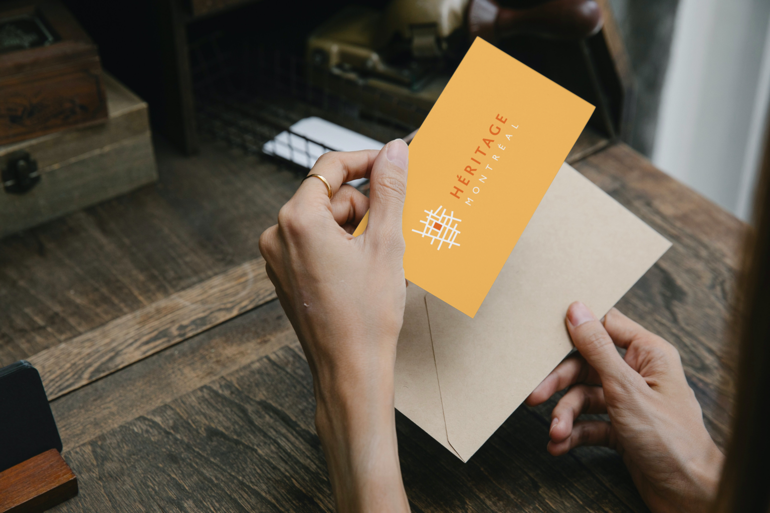 Gift ideas for heritage lovers Héritage Montréal